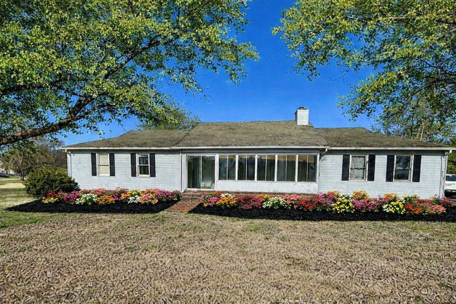 Photo of Listing #3111075