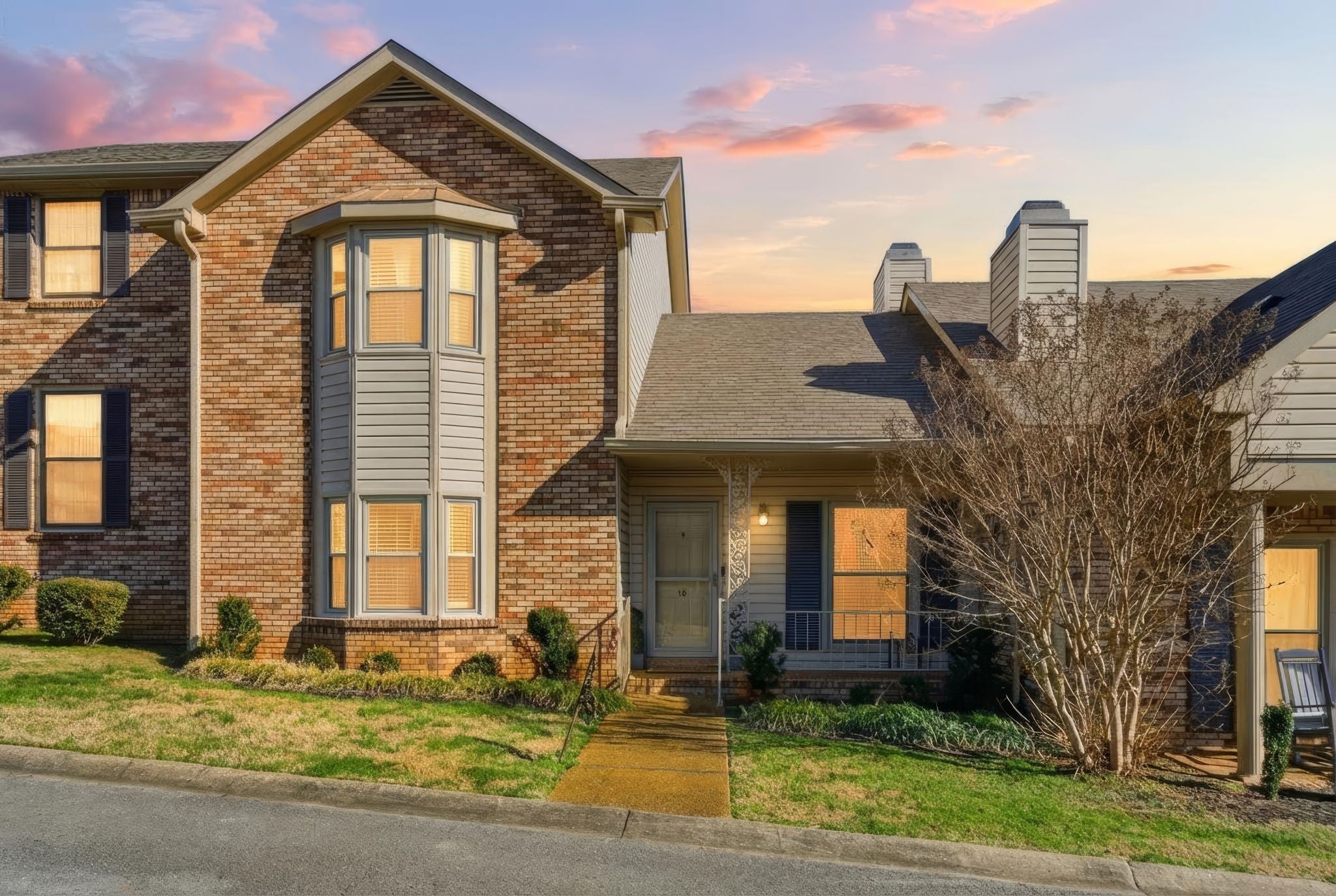 Home for sale in 1818 Memorial Dr 18 Clarksville, TN