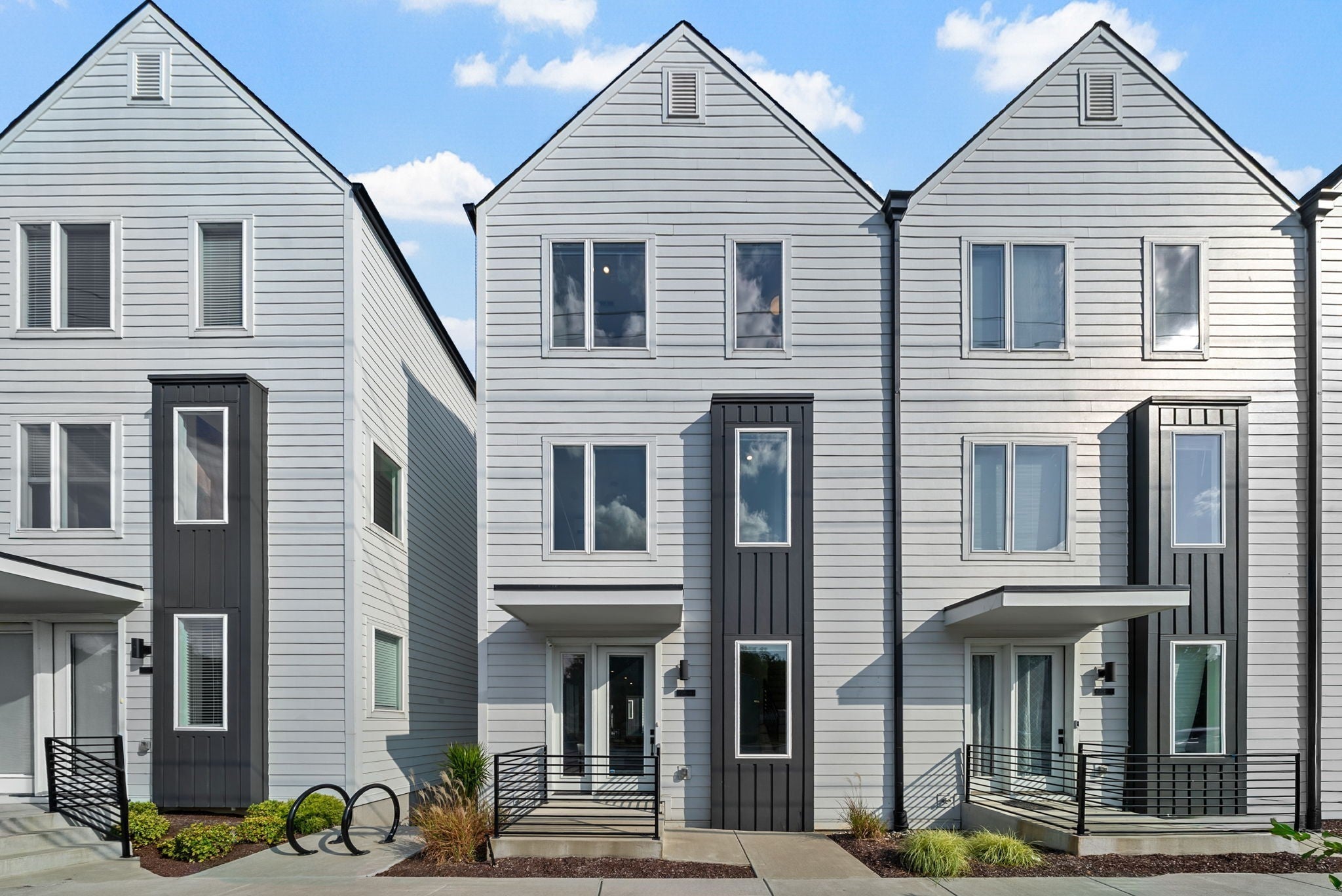 Photo of Listing #3111303