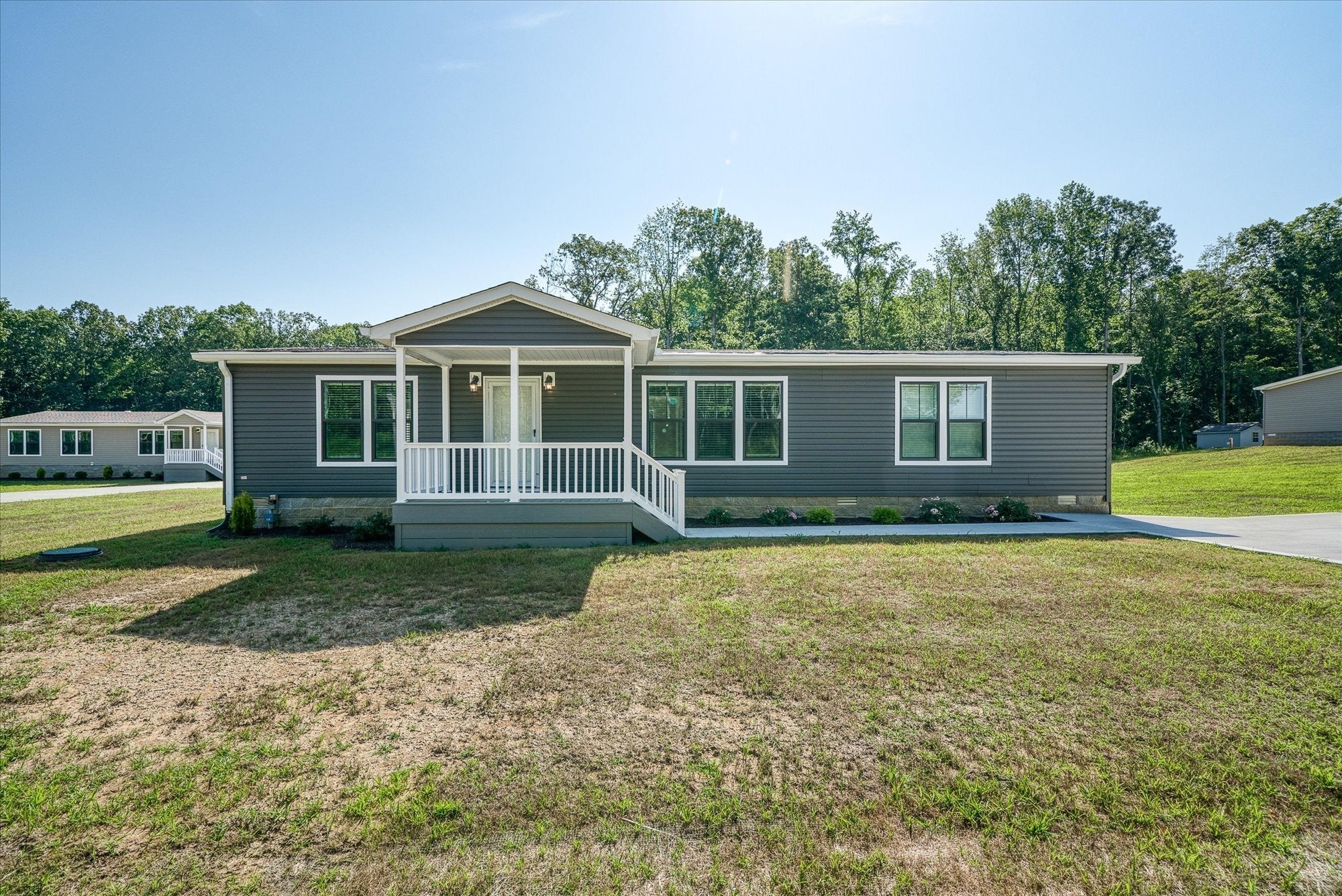 Photo of Listing #3111742