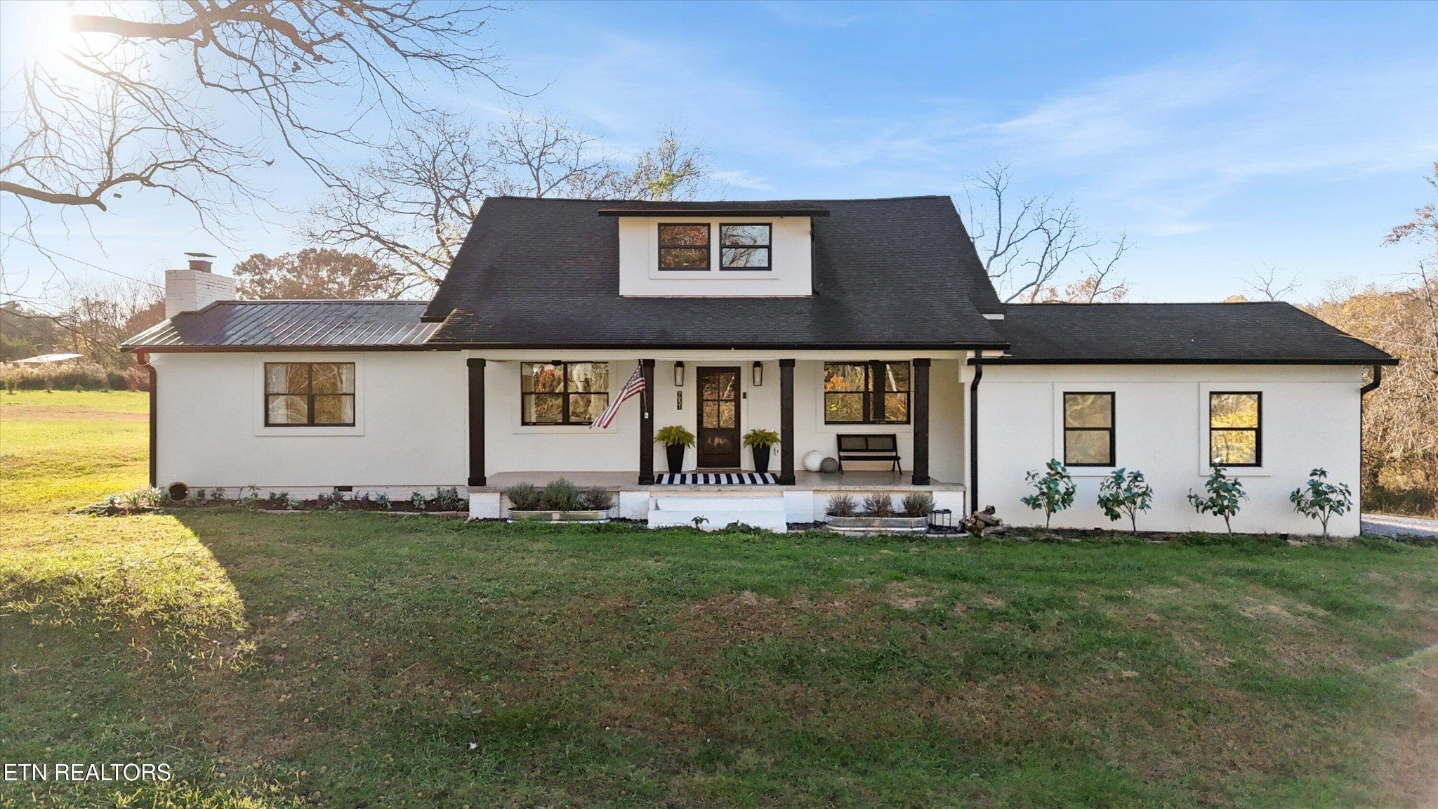 Photo of Listing #3111796