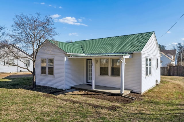 804 W End Cir, Franklin