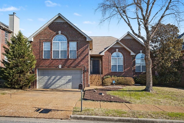 7274 Sugarloaf Dr, Nashville