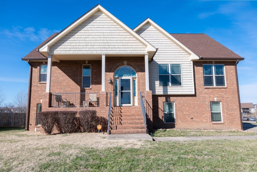 1700 Winterhaven Ct, Clarksville