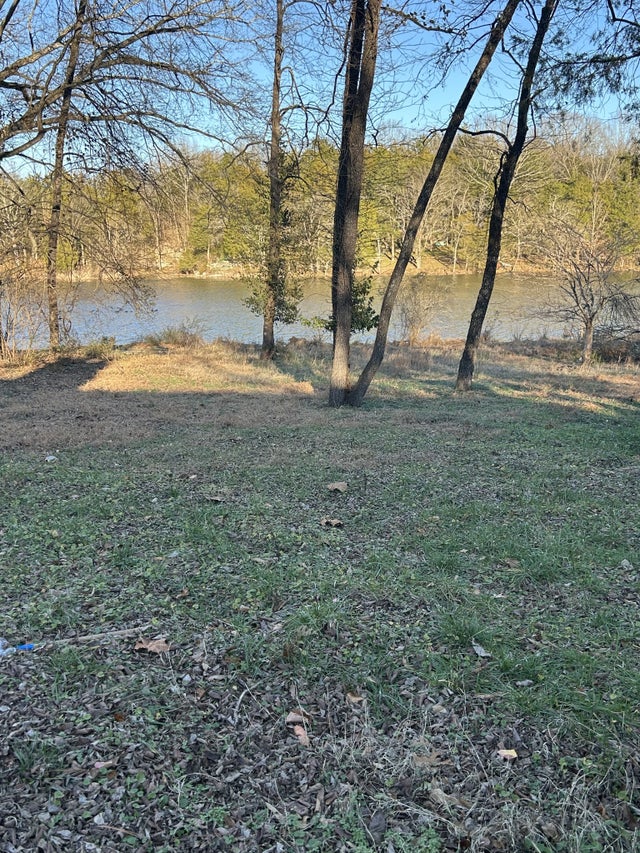 425 Lakeshore Dr, Old Hickory