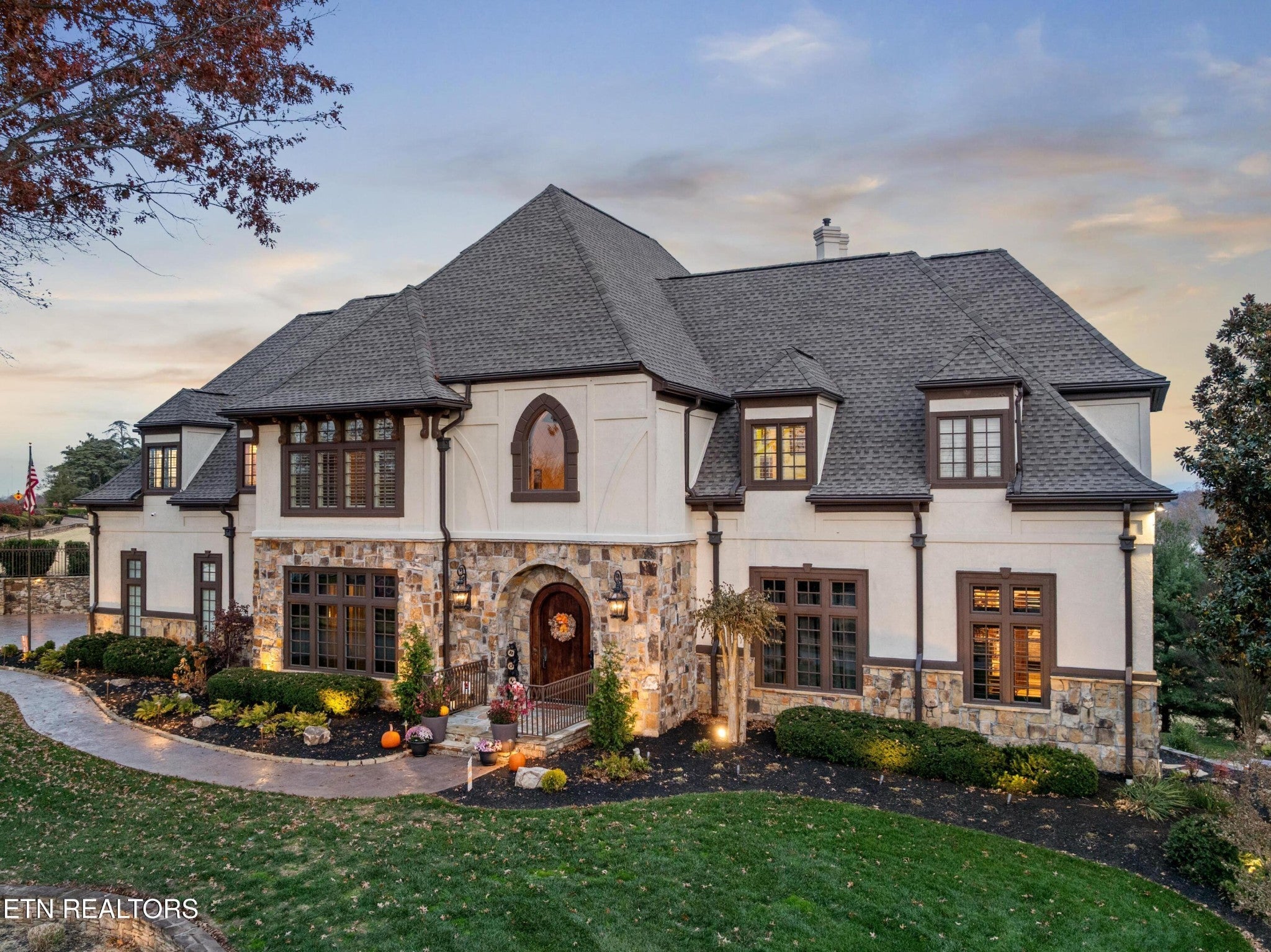 Photo of Listing #3112177