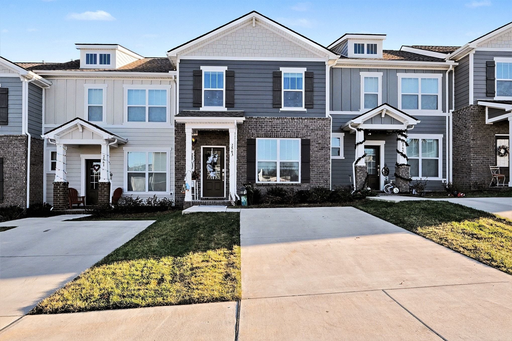 Photo of Listing #3112370