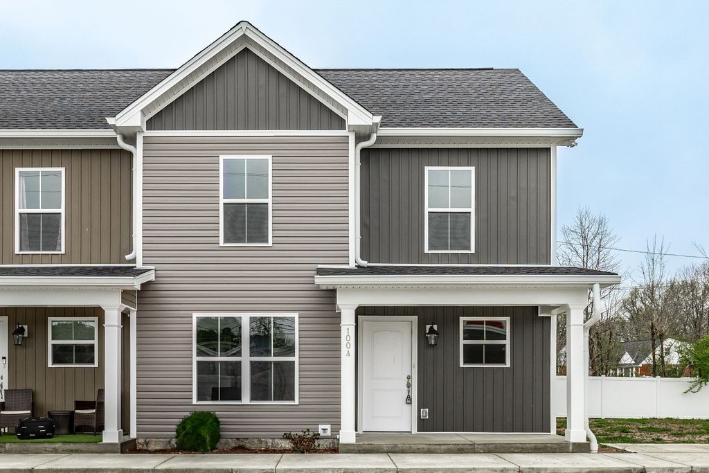 100 Billy Robb St A, Greenbrier