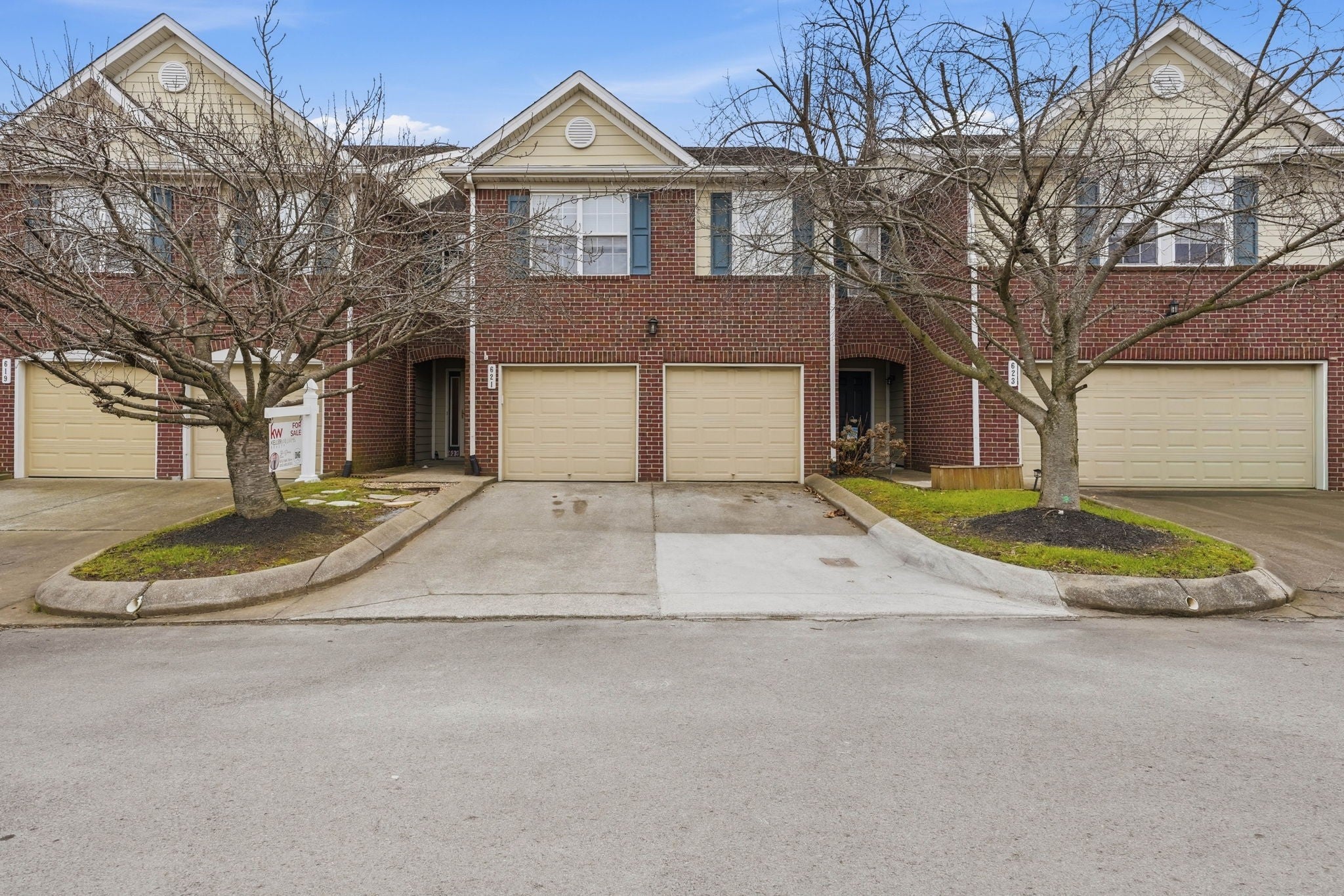 Photo of Listing #3112577