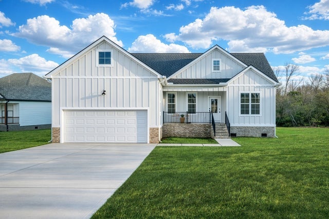 1035 Northside Drive, Dickson