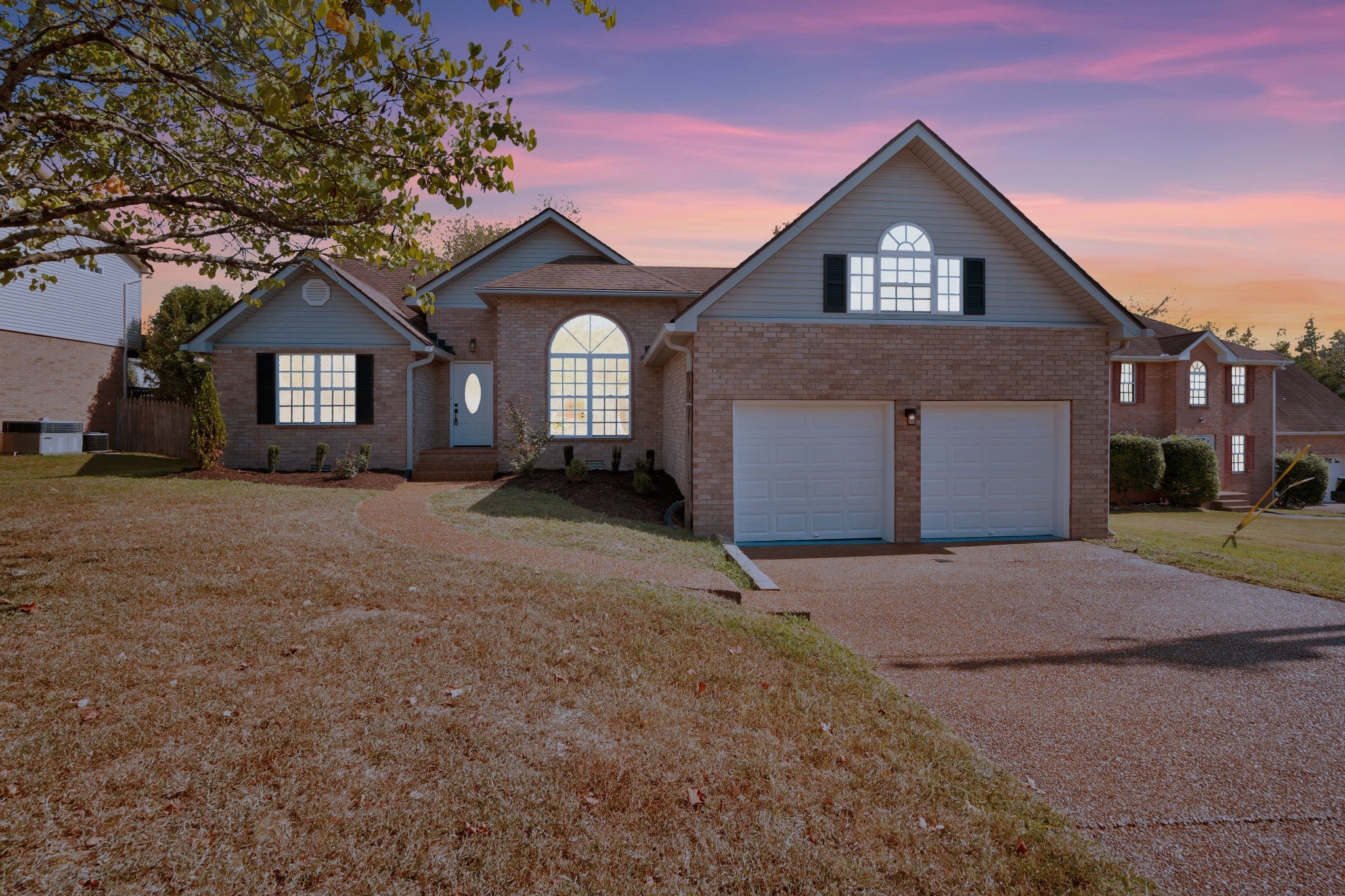 Photo of Listing #3112693