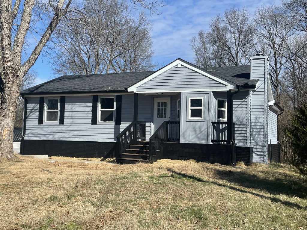 515 Rotary Hills Ct, Clarksville