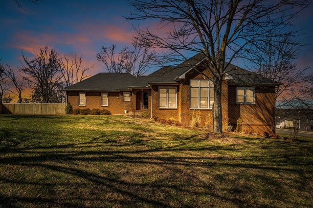 467 Jones Ln, Hendersonville