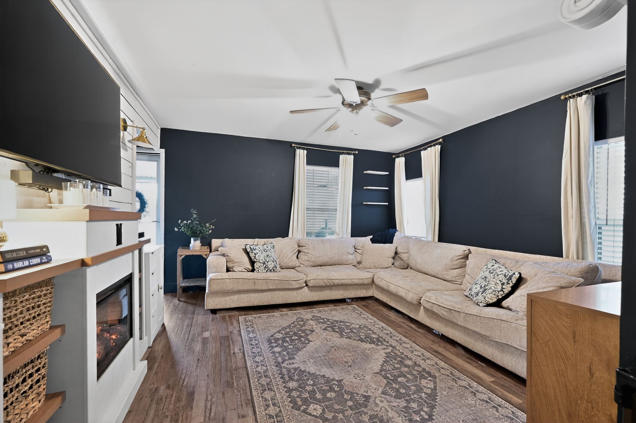 Photo of Listing #3113337