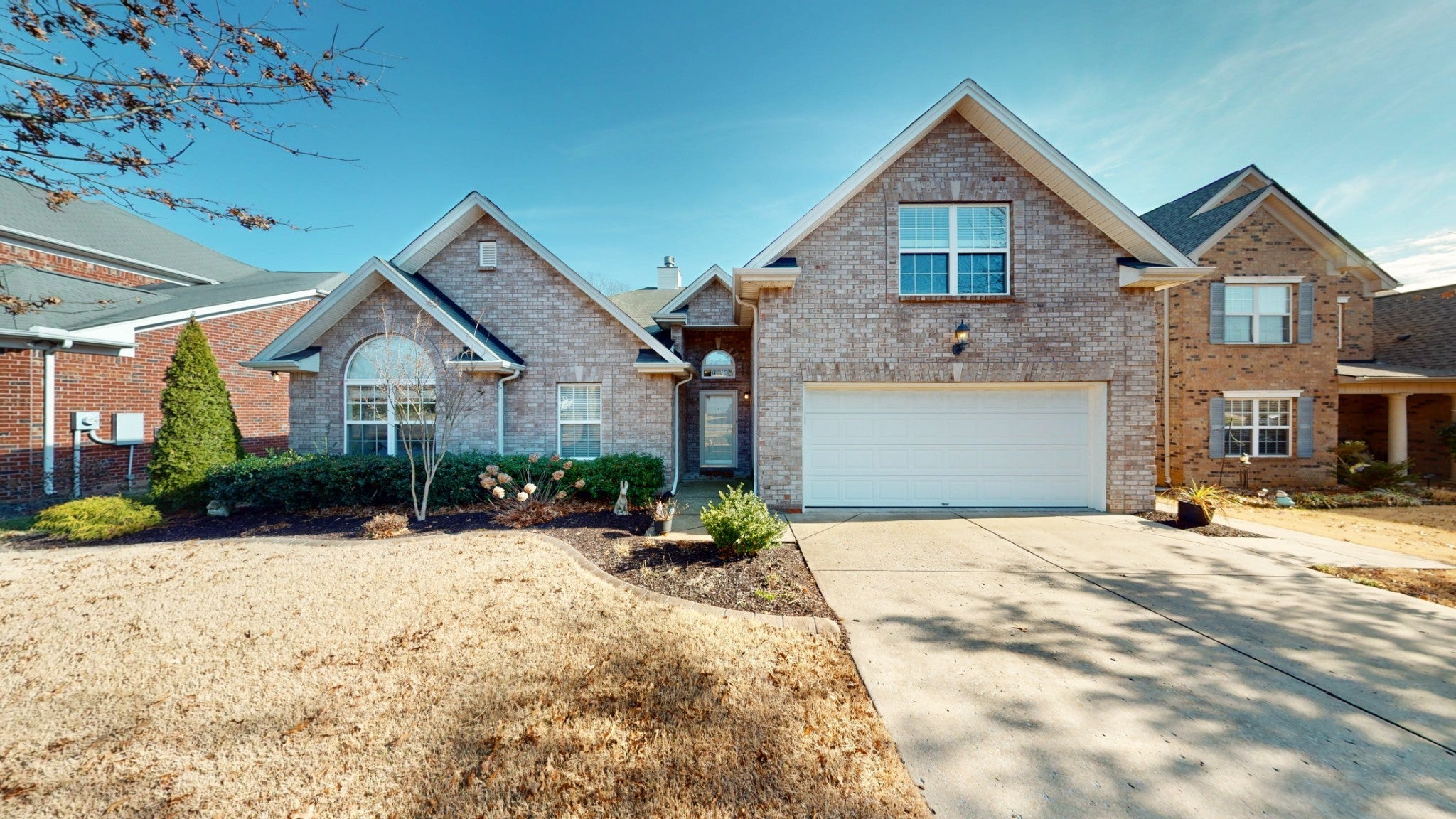 Home for sale in 5042 Saint Ives Dr Murfreesboro, TN