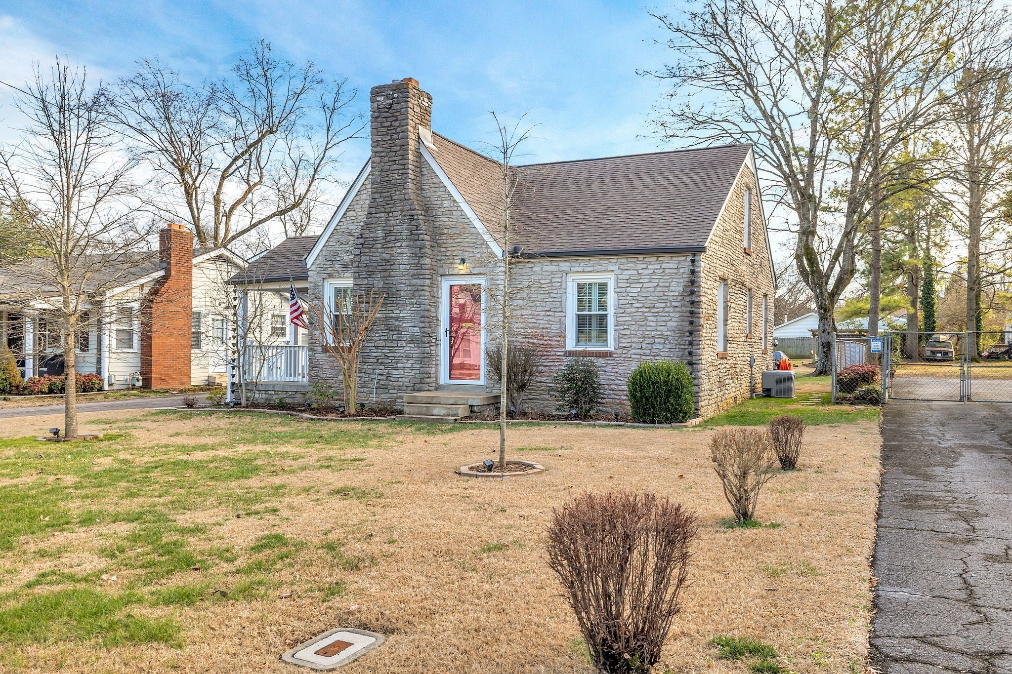 Home for sale in 423 Battle Ave Franklin, TN