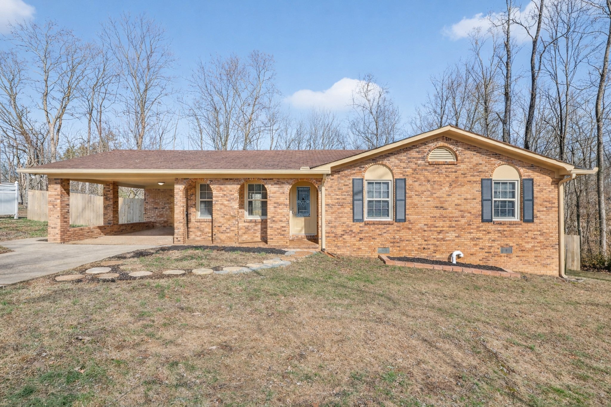 Photo for MLS 3116018 in 2267 Lambert Dr Westmoreland, TN - 37186