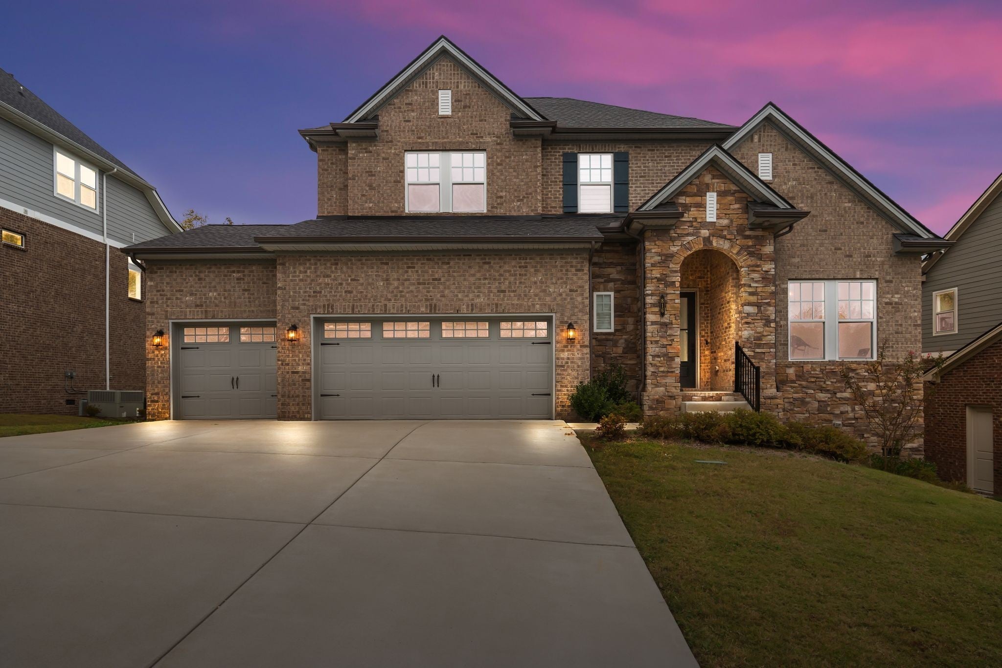 Photo of Listing #3117972