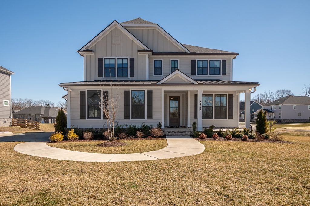 7435 Atwater Cir, Fairview