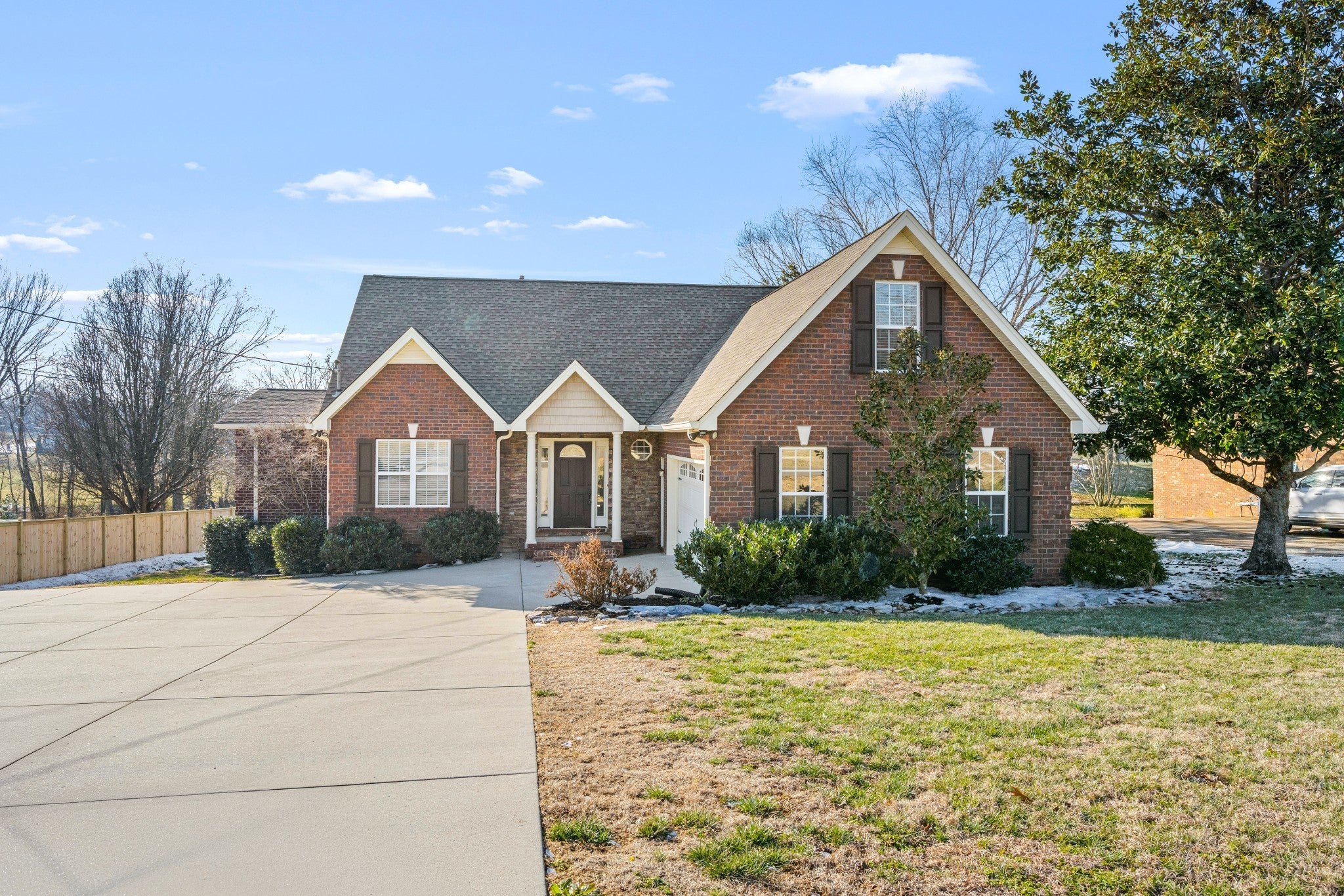 Home for sale in 3427 Lakebrook Dr Murfreesboro, TN