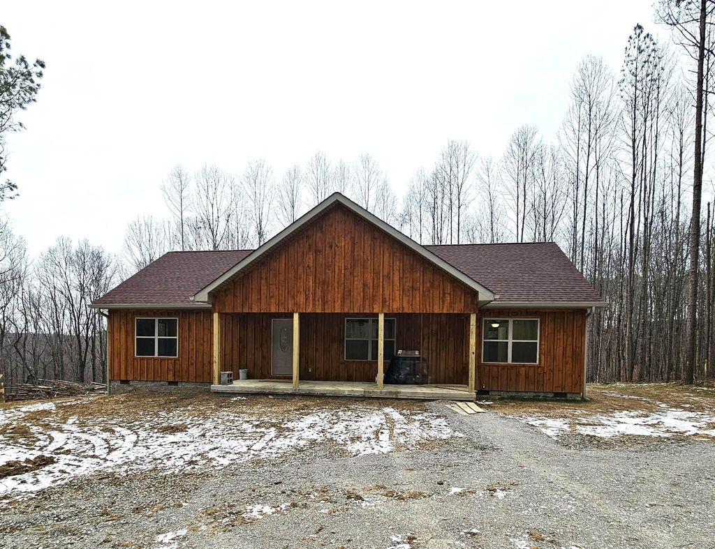 320 Cross Creek Trail, South Pittsburg