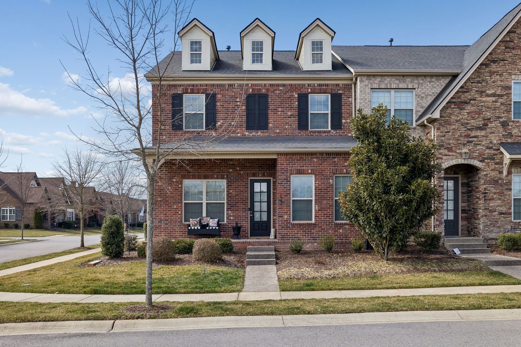 Photo of Listing #3118933