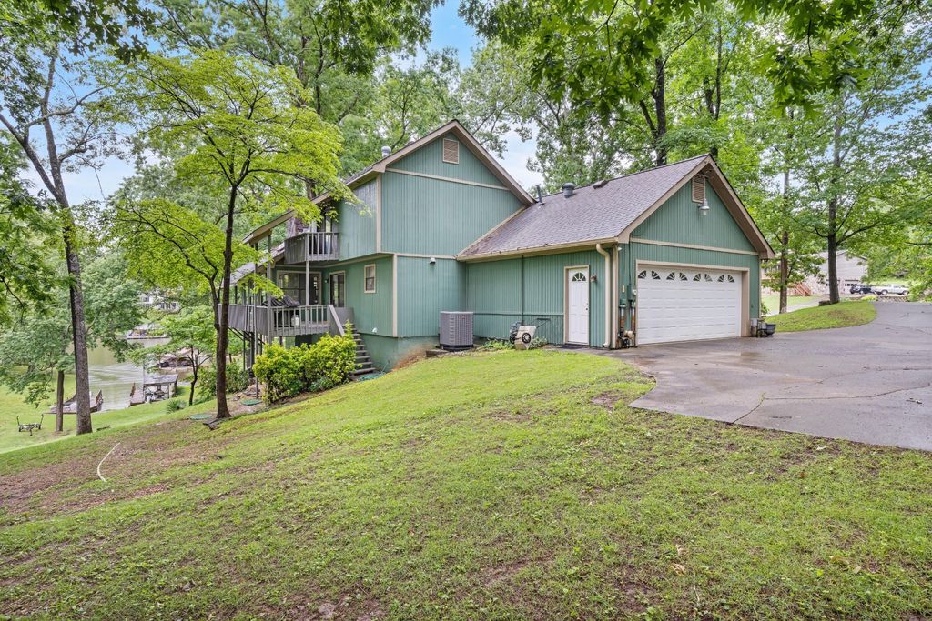 7321 Coastal Drive, Harrison