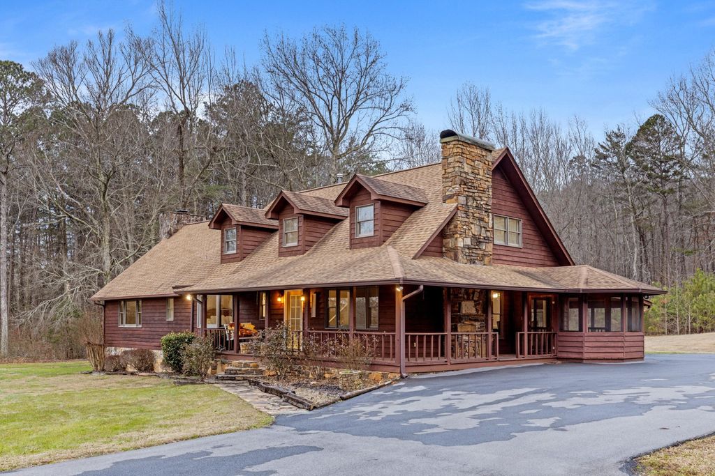 446 Jamestown Road, Menlo