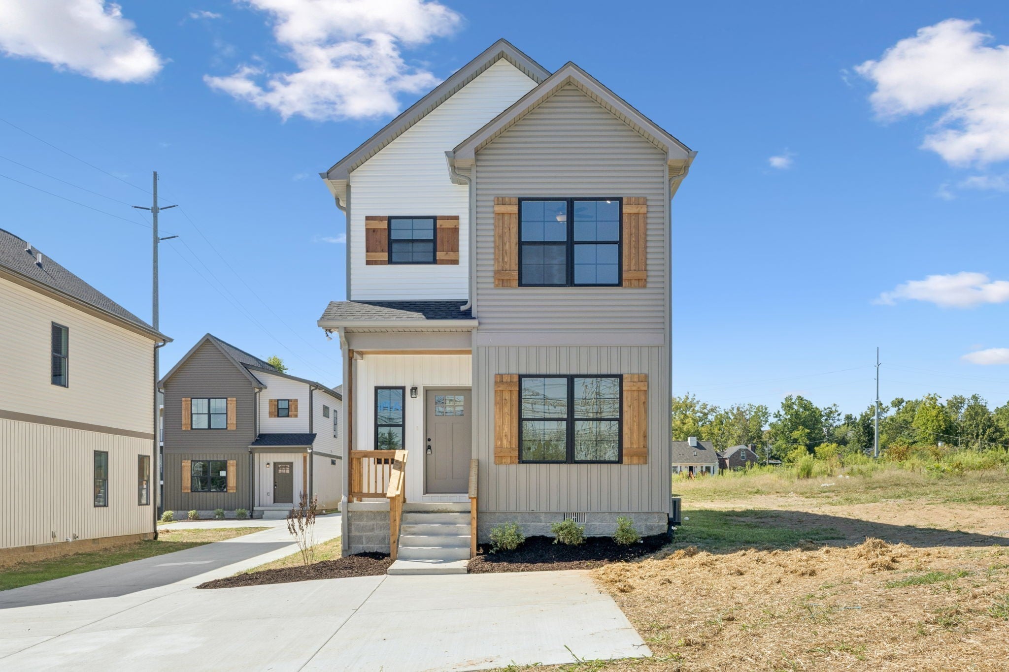 Photo of Listing #3119428