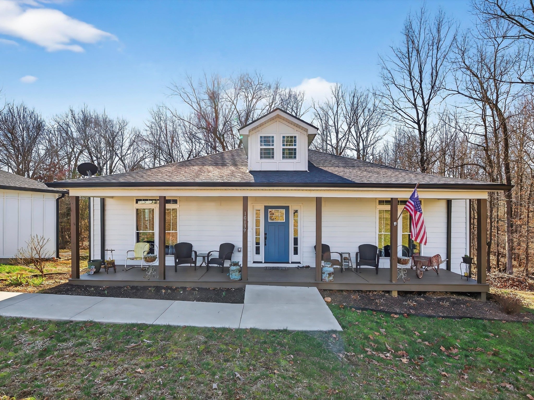 Home for sale in 10139 Ashley Ln Bon Aqua, TN