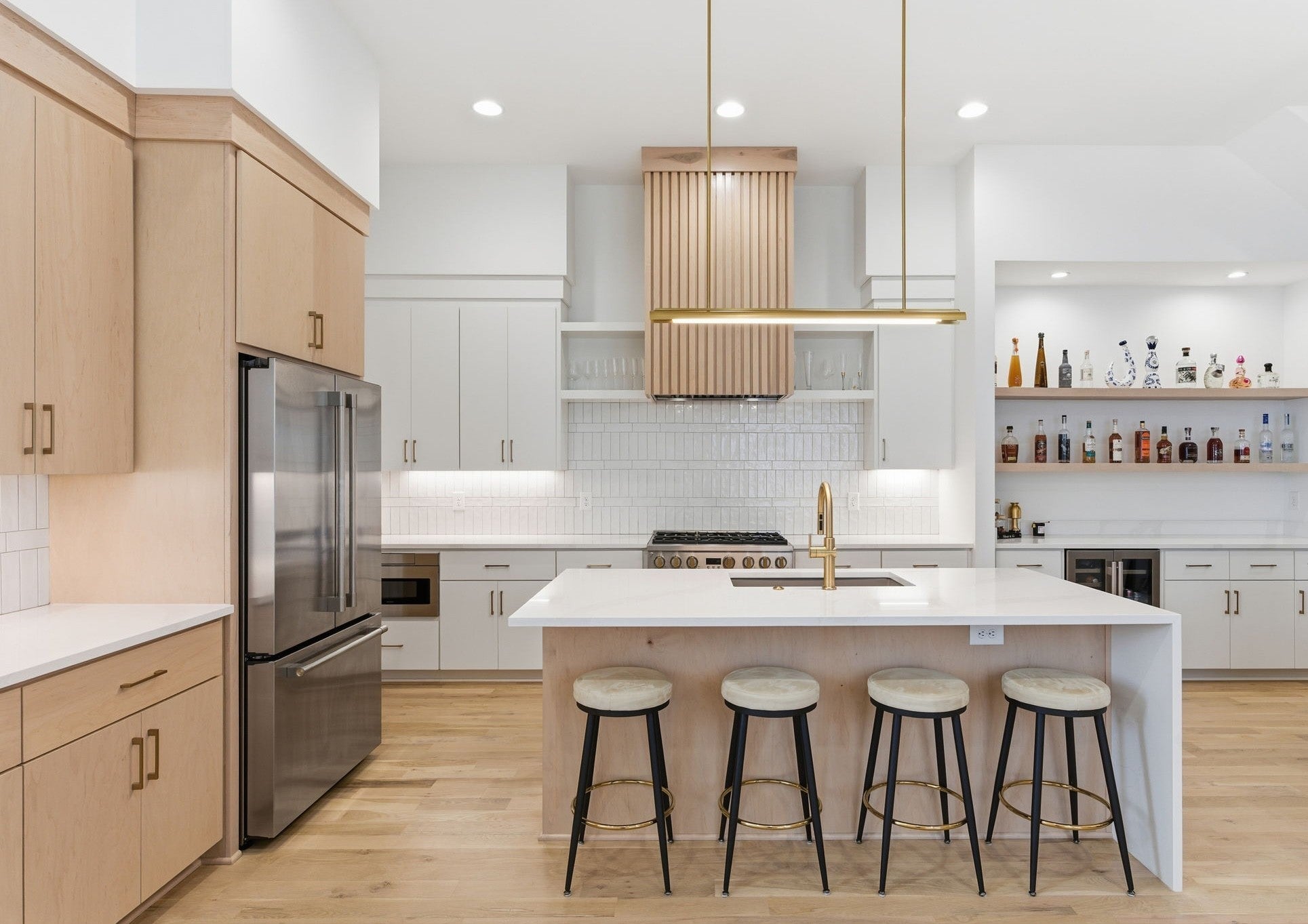 Photo of Listing #3120142