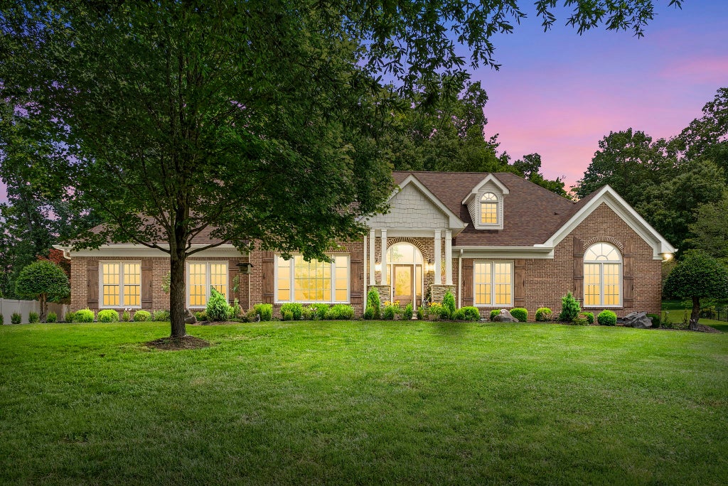 566 Pond Apple Rd, Clarksville