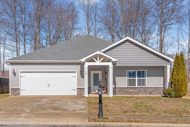 529 Somerset Ln, Clarksville