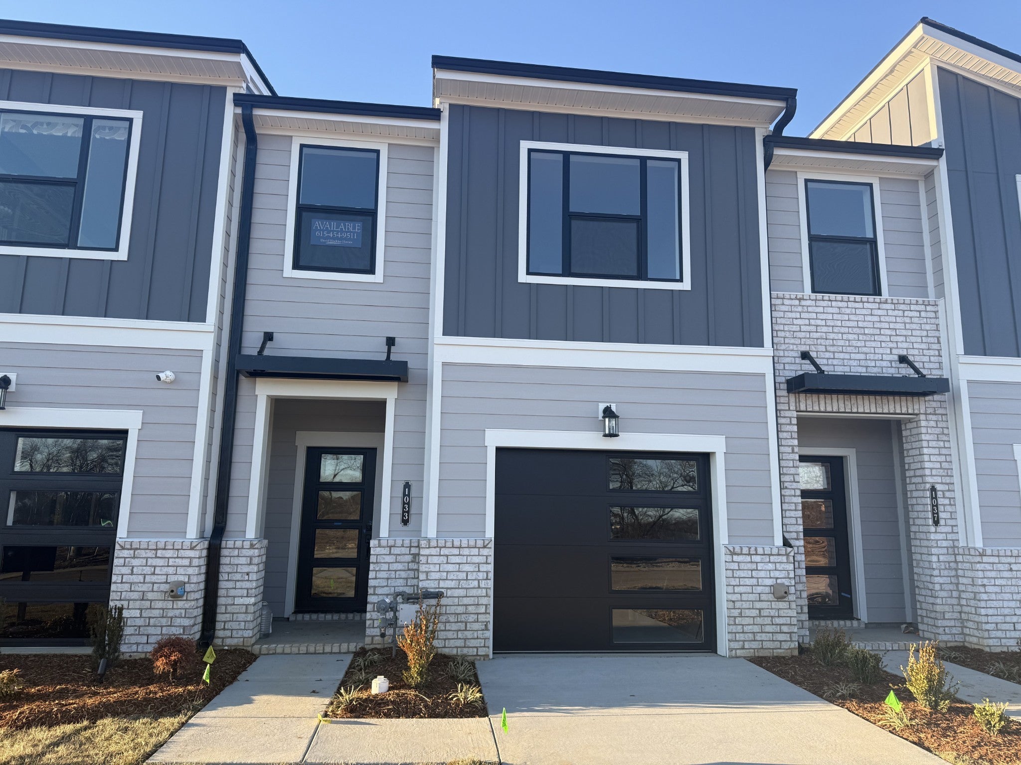 Home for sale in 1033 Old Creek Bnd Gallatin, TN