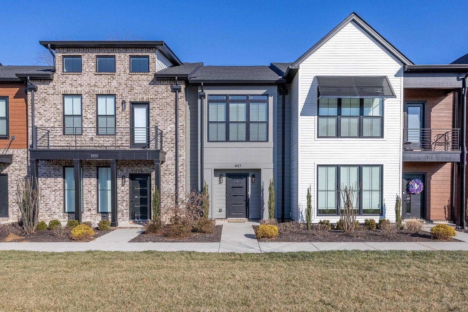 Photo of Listing #3121907