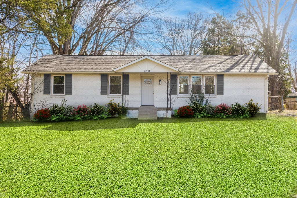 6610 Longview Dr, Murfreesboro