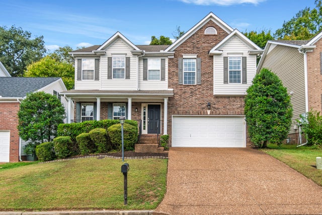 7512 Henderson Dr, Nashville