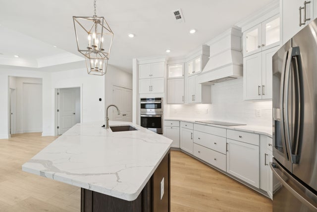 508 Restoration Dr, Smyrna