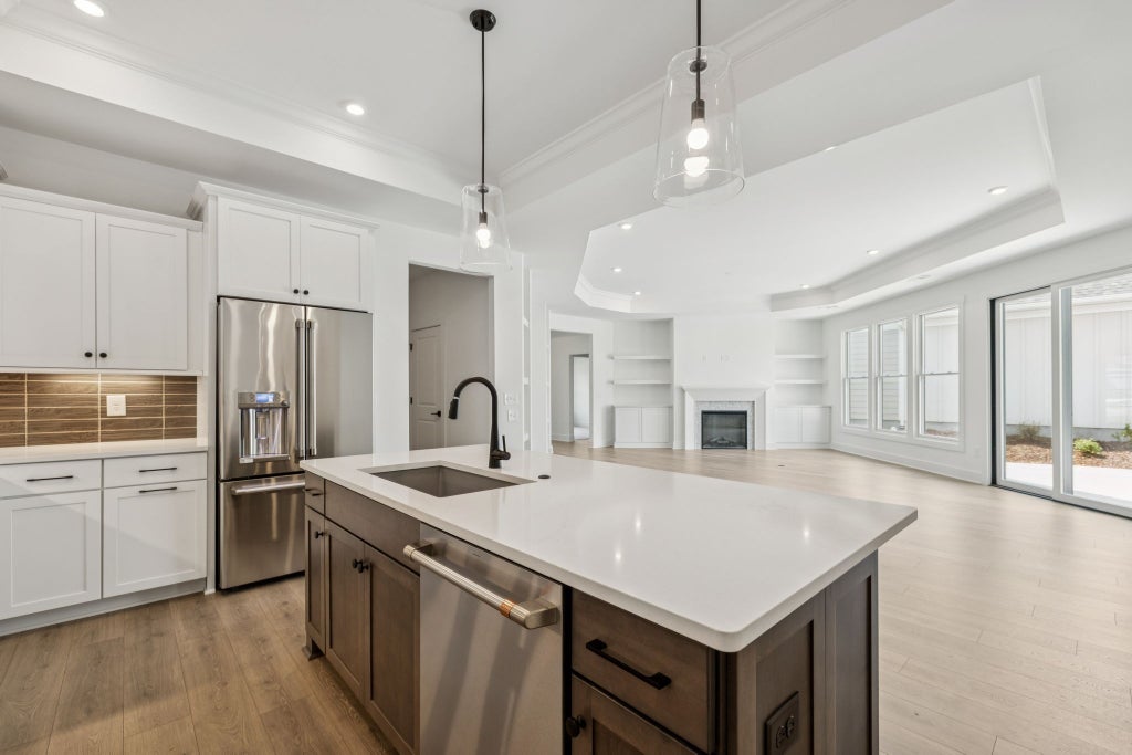 516 Restoration Dr, Smyrna