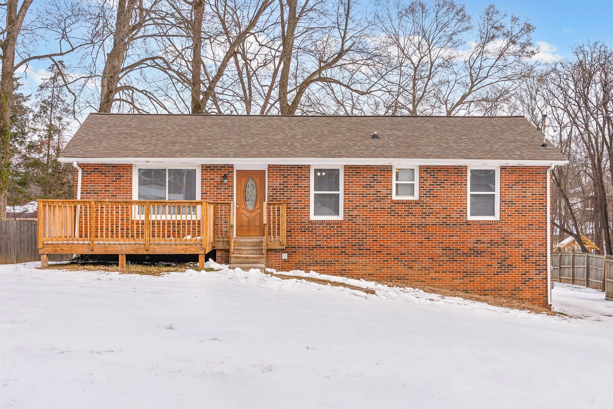 Photo for MLS 3122826 in 617 Linda Ln Clarksville, TN - 37042