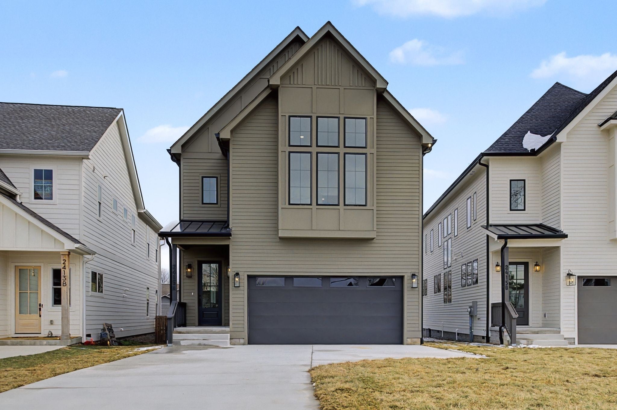 Home for sale in 2415a Chapman Dr Nashville, TN