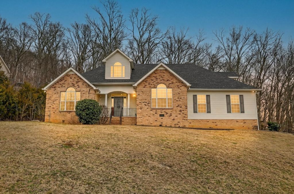 210 Matt Dr, Bell Buckle