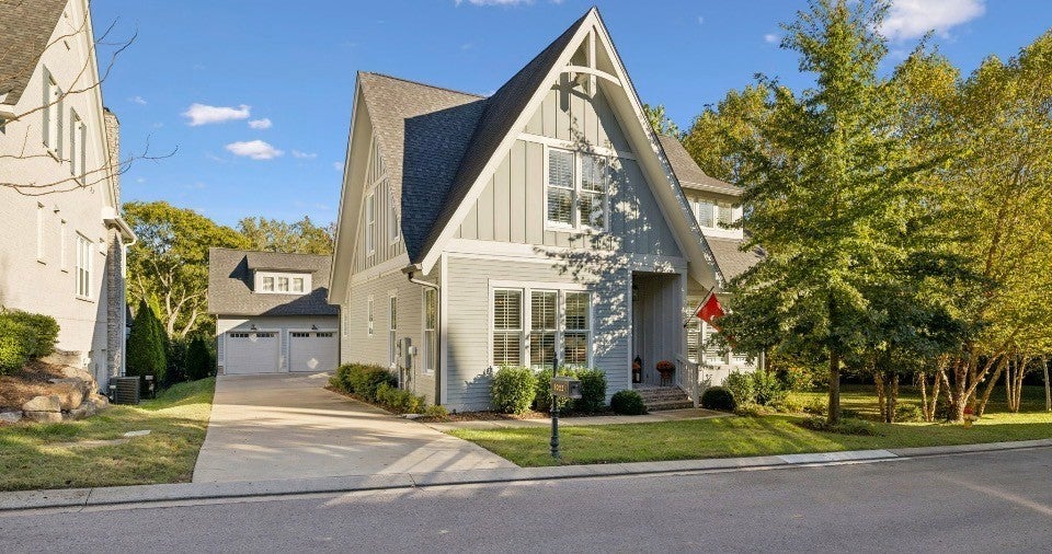 Photo for MLS 3123248 in 1023 Benelli Park Ct Franklin, TN - 37064