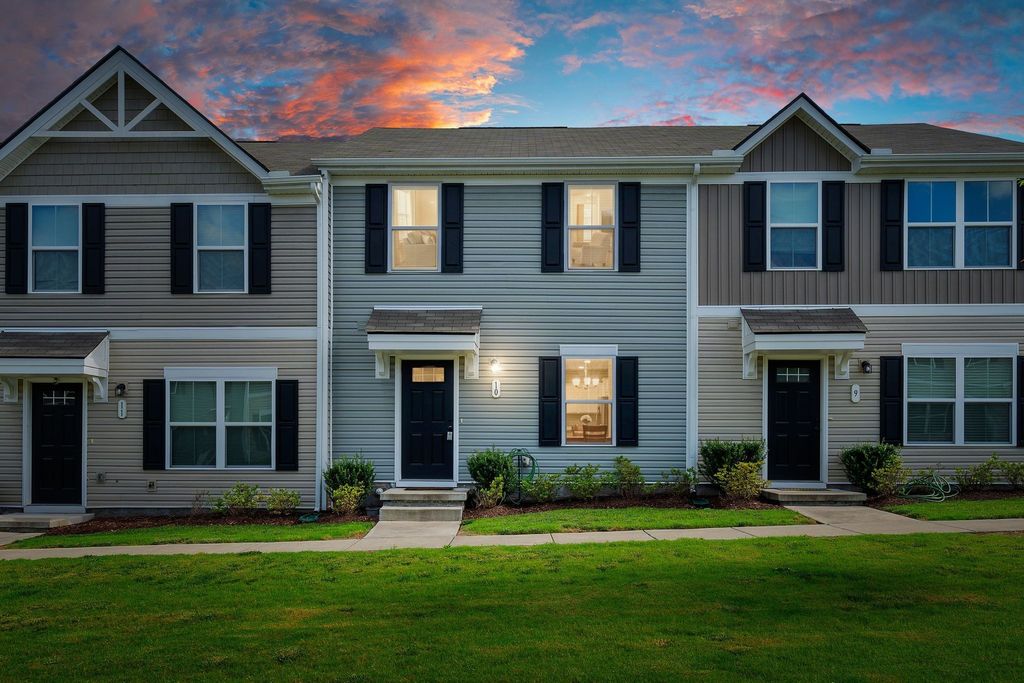 2935 Winterberry Dr 10, Nashville