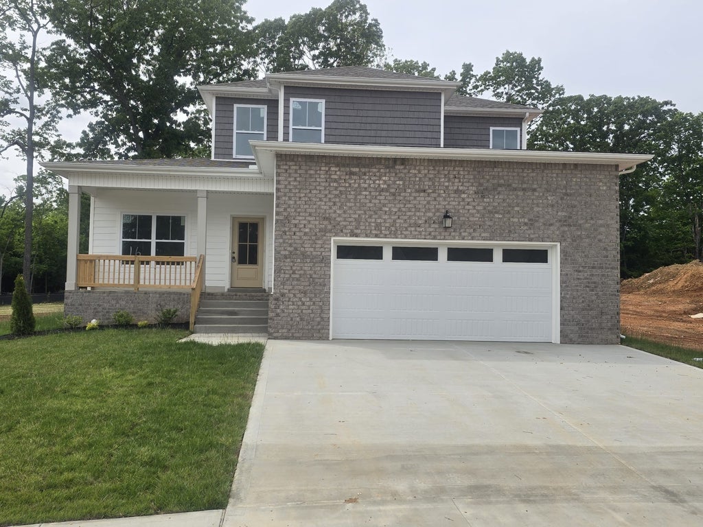 526 N Halfifax Ct, Clarksville