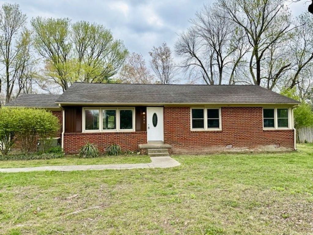 406 Foxboro Ln, Tullahoma