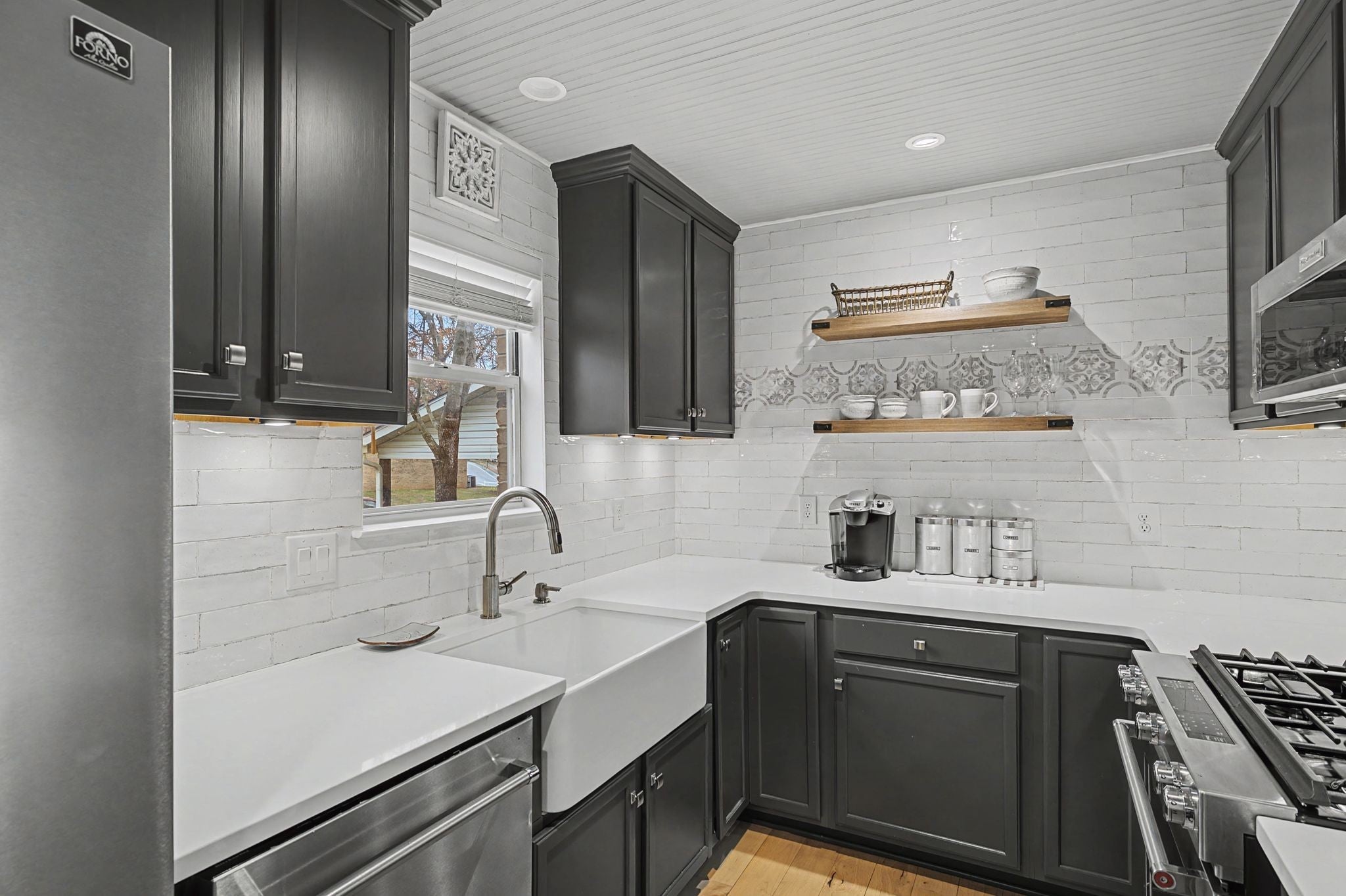 Photo of Listing #3123700