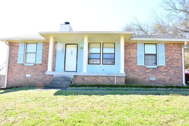 109 Shady View Dr, Hendersonville