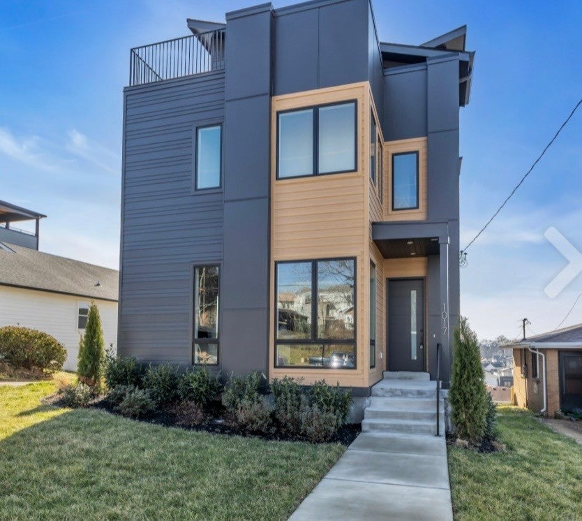 Photo of Listing #3124396