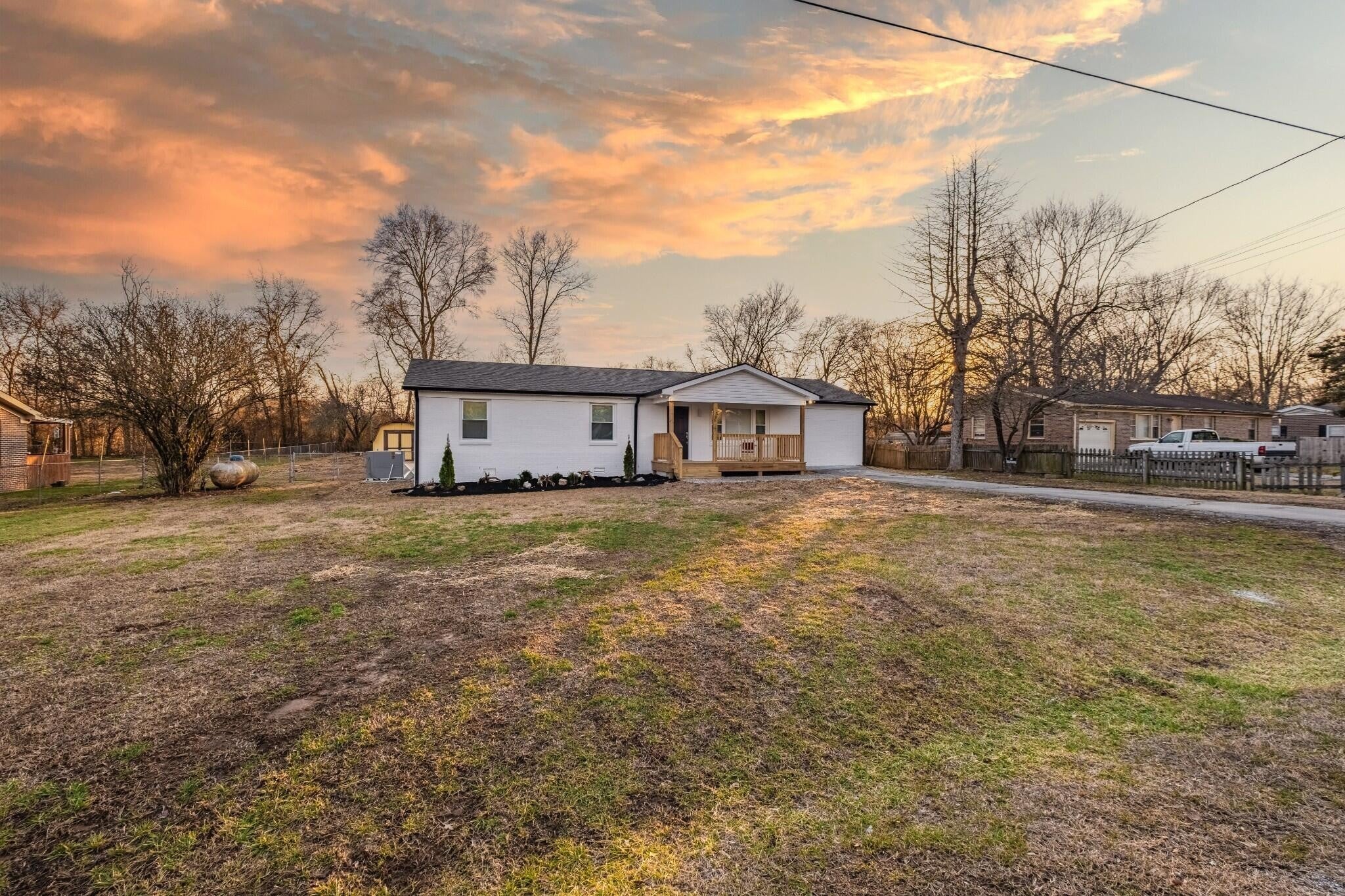 Photo of Listing #3124430